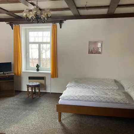 Breuer Гостевой дом Яблонец-над-Йизерой